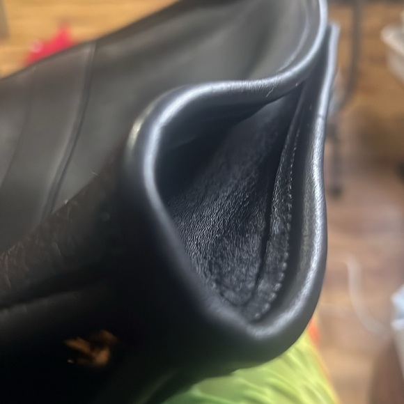 Coach leather briefcase excellent used condition. - Picture 5 of 6